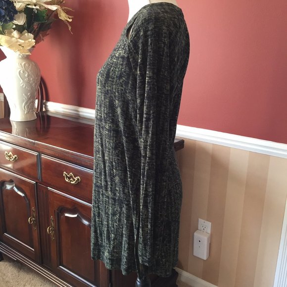 Soma Green Tunic with Cut outs by shoulders - Picture 4 of 6